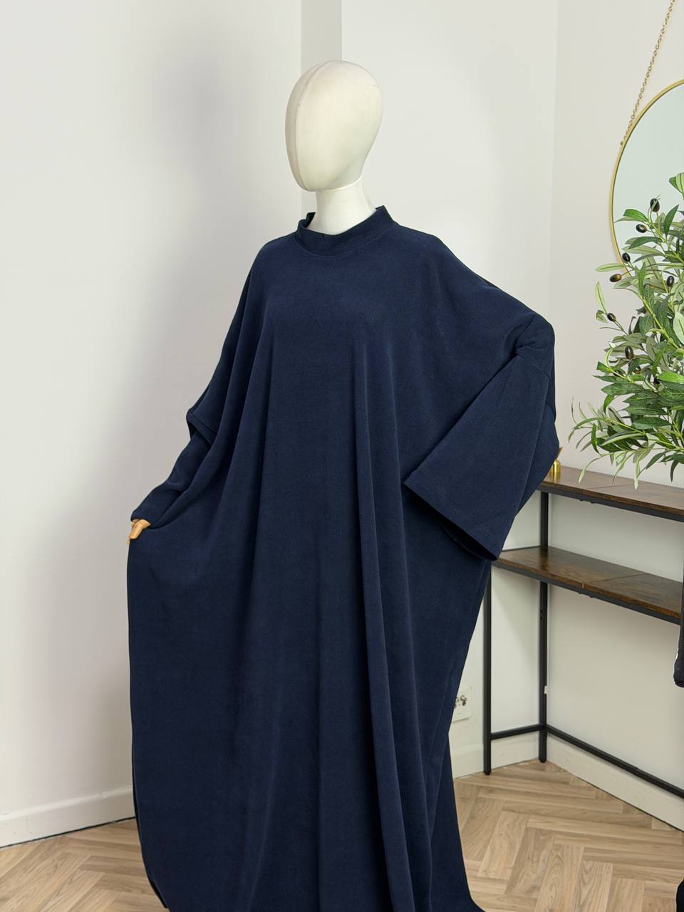 Cord Abaya mit Armstulpen