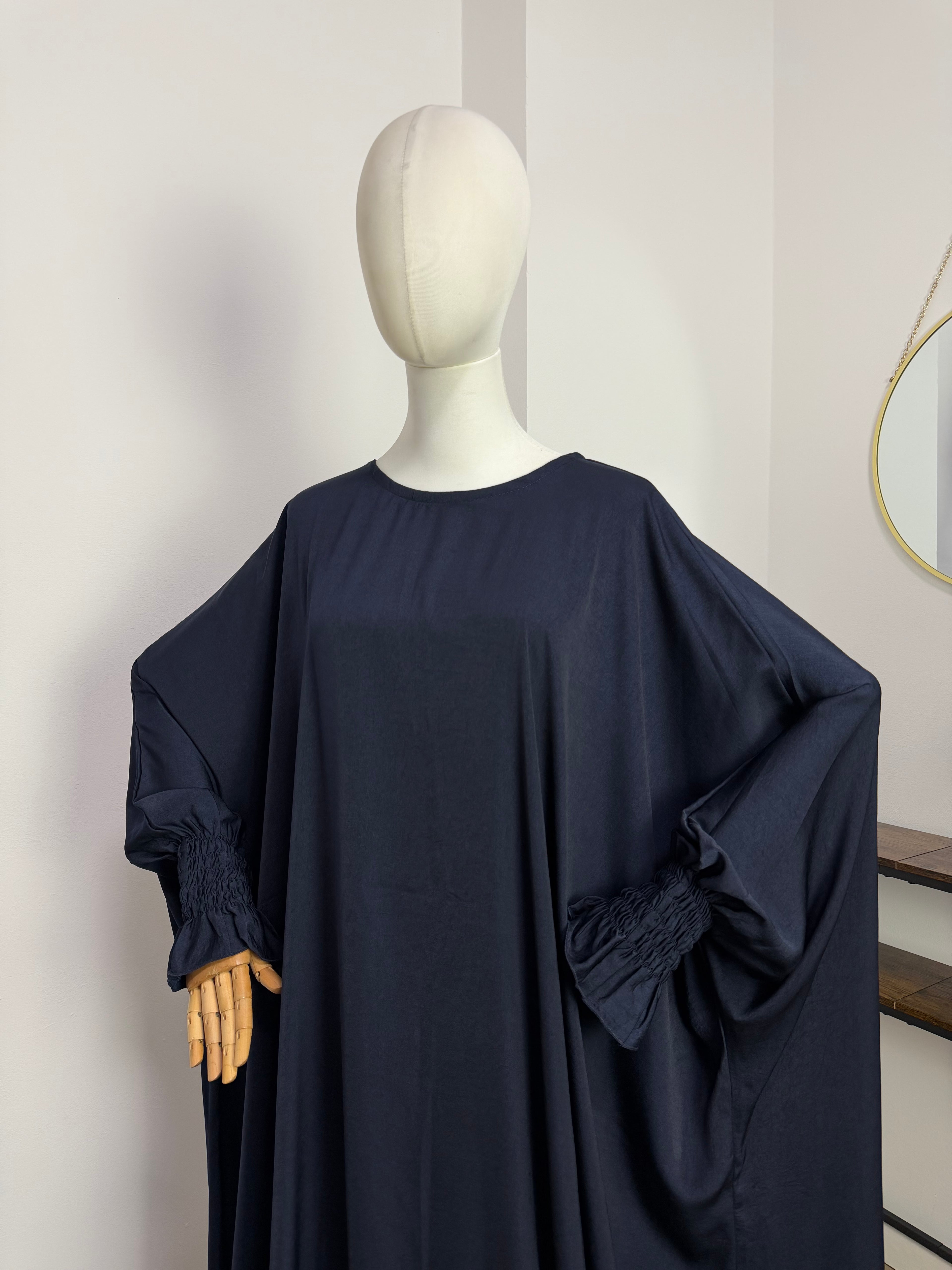 Farasha Abaya mit Tulpenärmeln