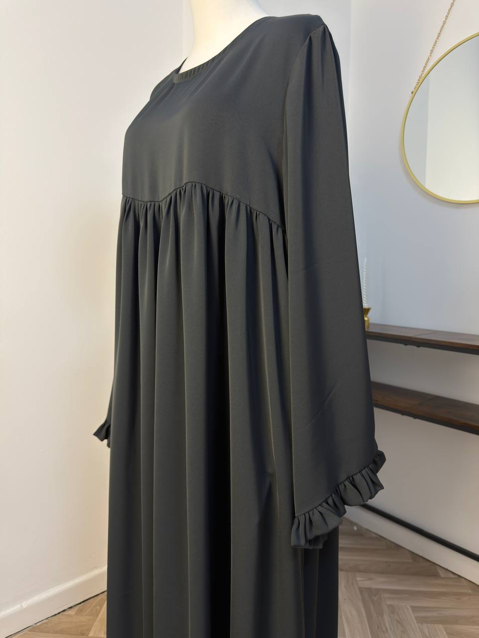 Abaya mit Rüschenärmeln
