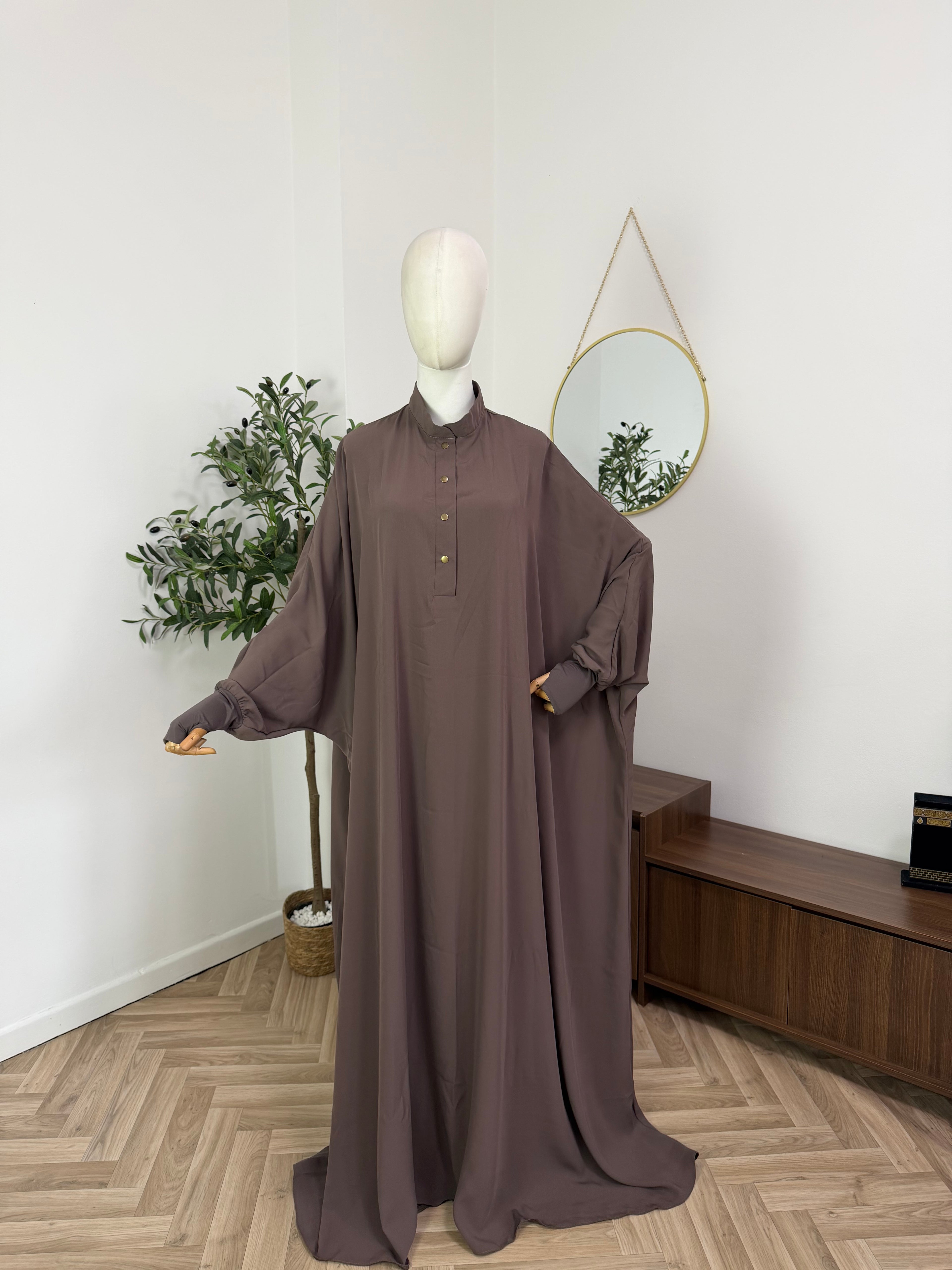 Farasha Abaya mit Daumenloch (Medina Crepe/Seide)