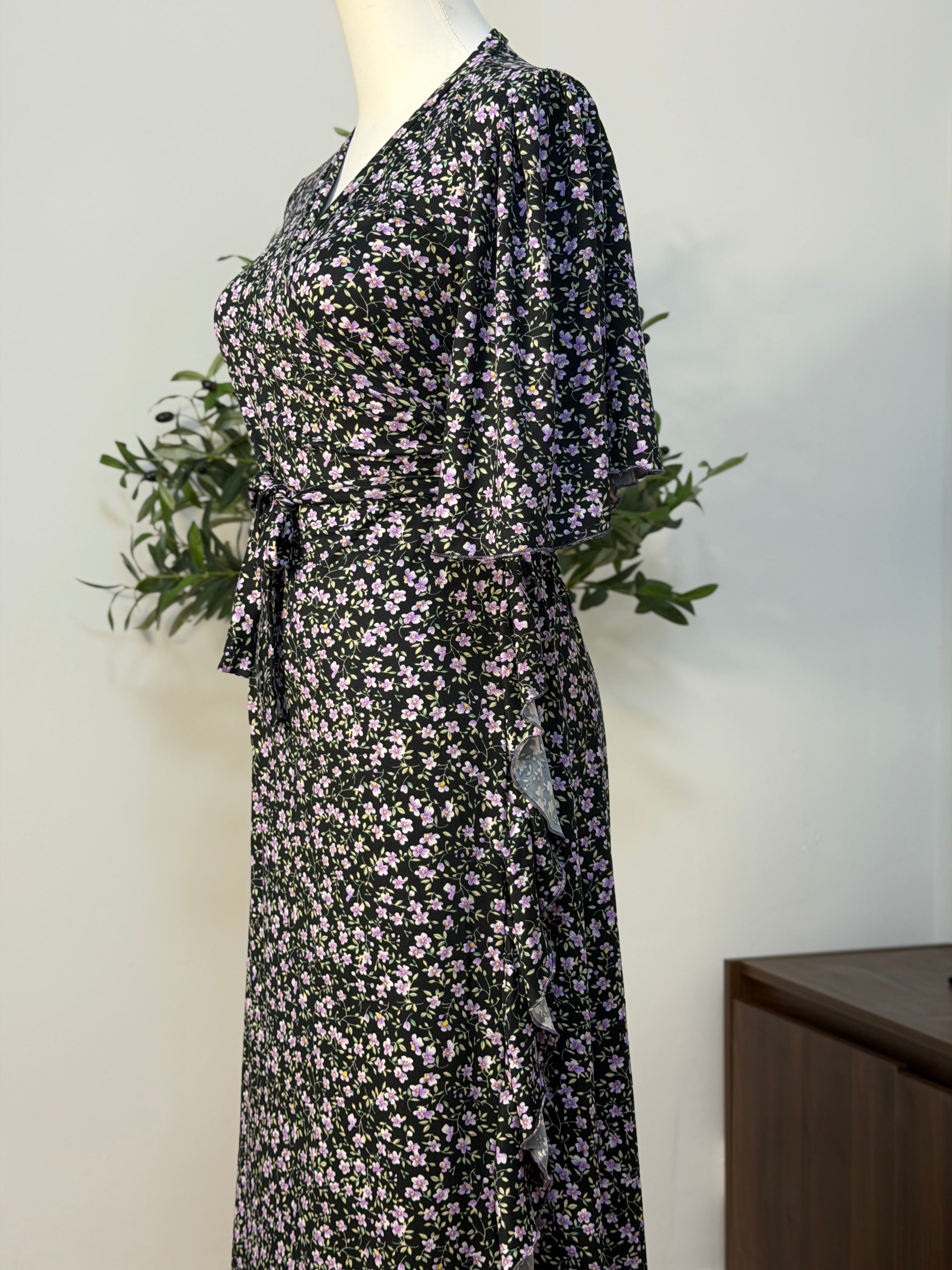 Feminines Wickelkleid