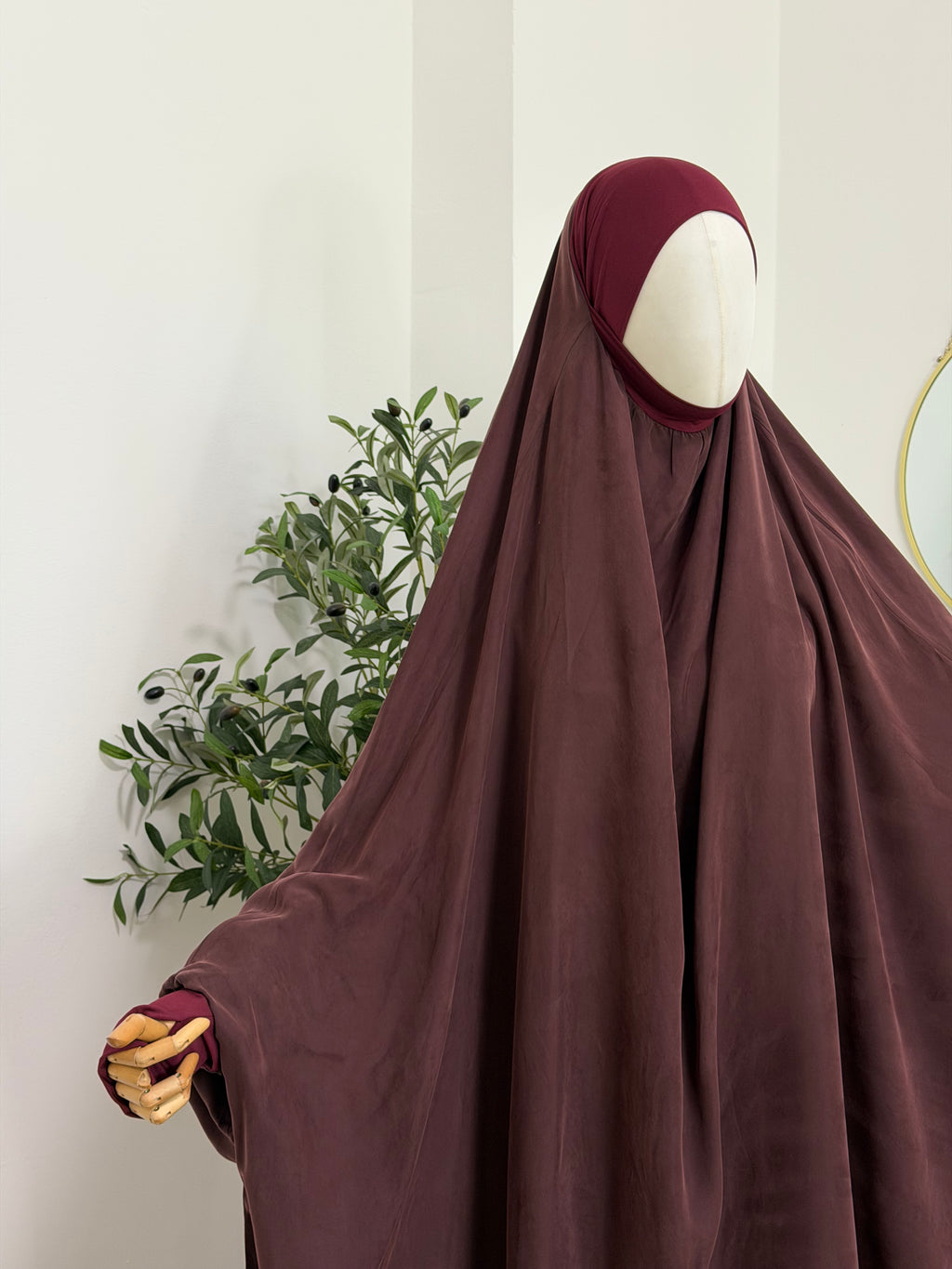 Einteiliger Jilbab aus Cupro