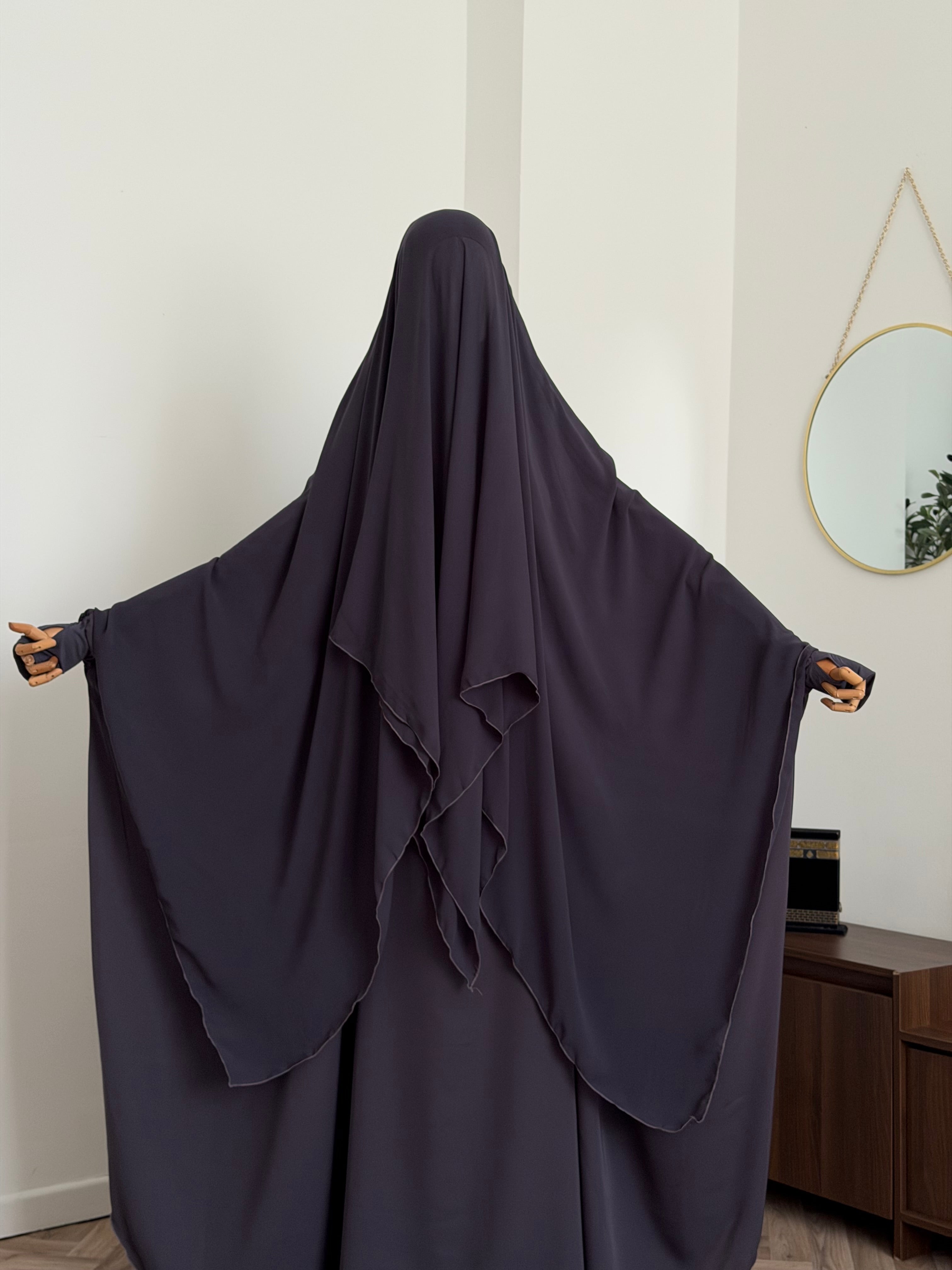 Umrah-Jilbab mit Rock