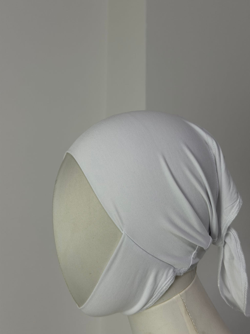 Untertuch mit Kinnbedeckung