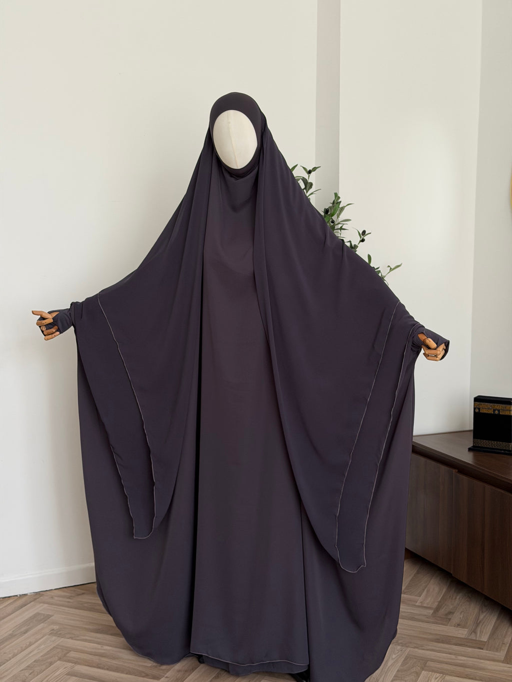 Umrah-Jilbab mit Rock