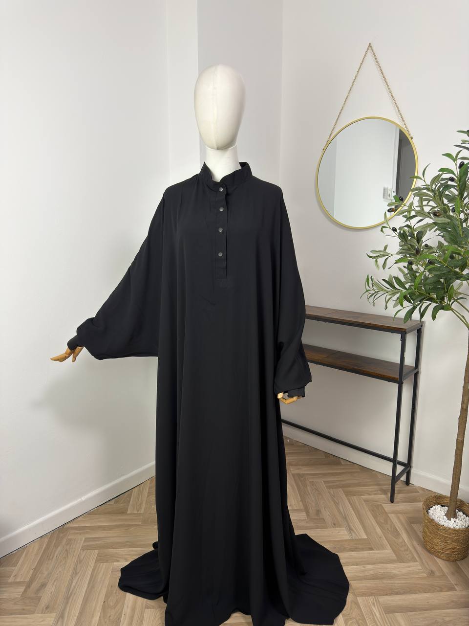 Farasha Abaya mit Daumenloch