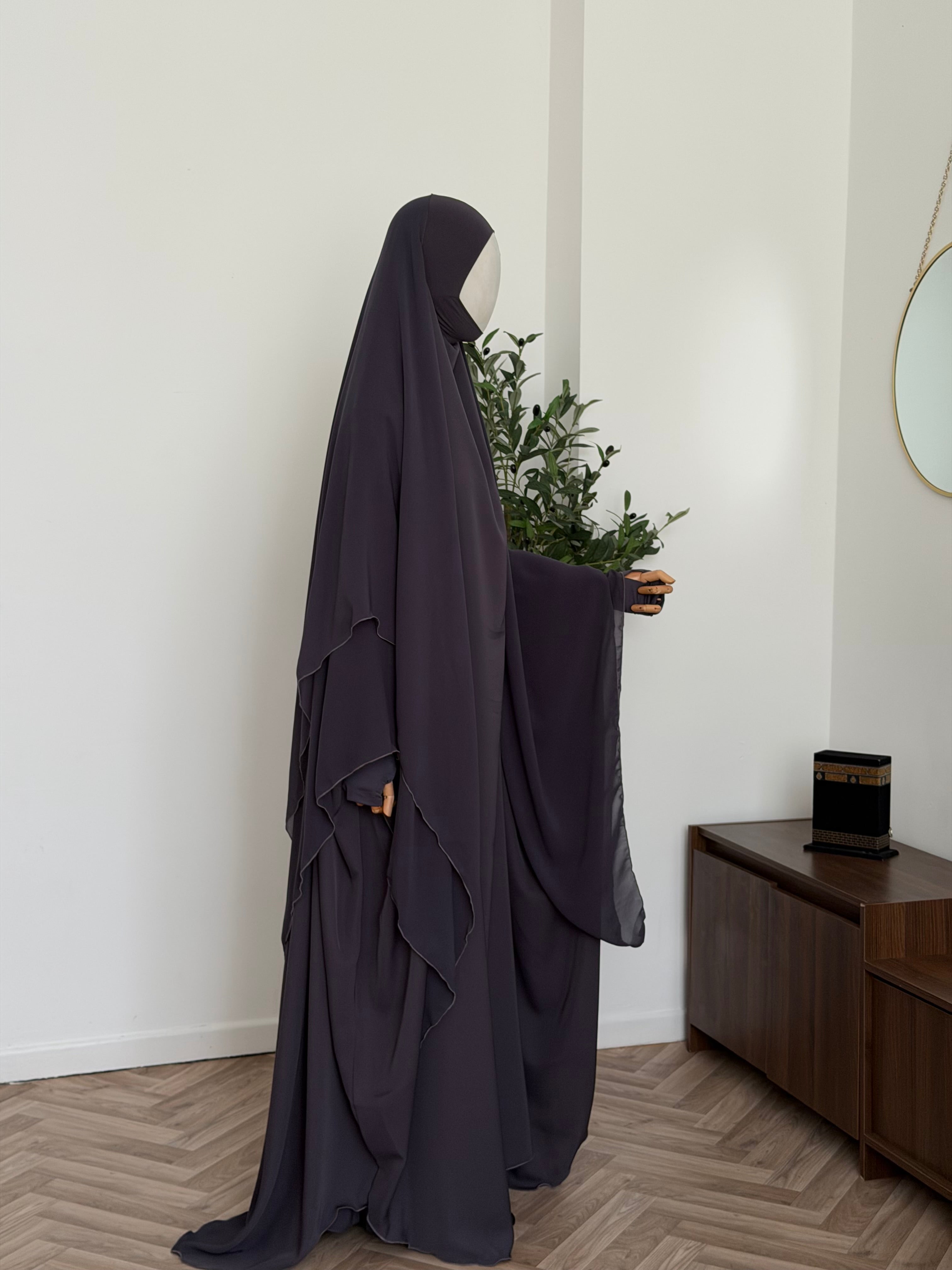 Umrah-Jilbab mit Rock