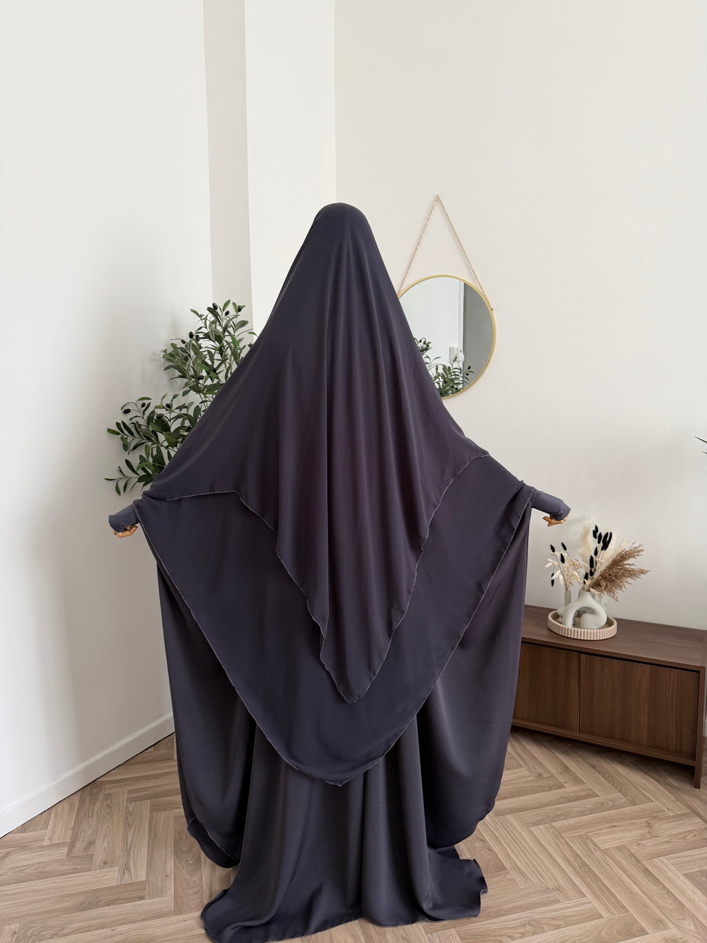 Umrah-Jilbab mit Rock