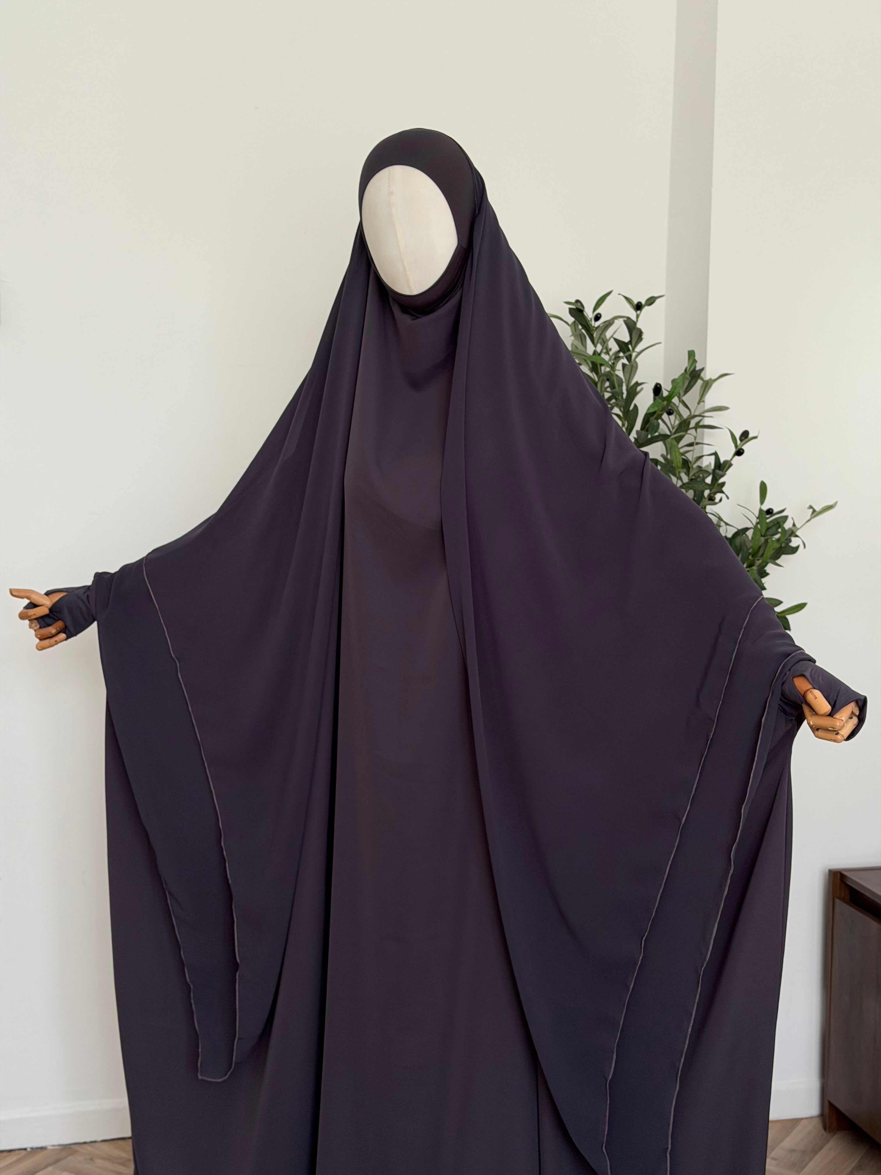 Umrah-Jilbab mit Rock