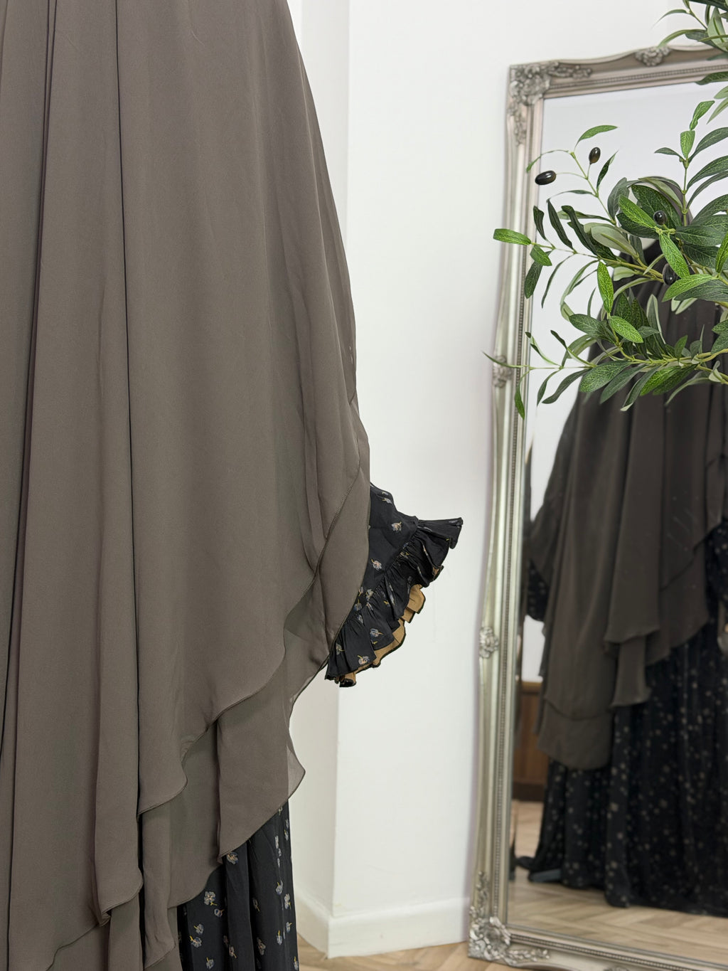 Zweilagiger Chiffon-Khimar – Maxi