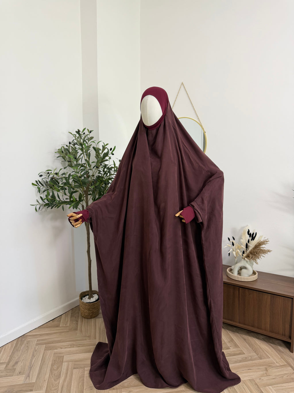 Einteiliger Jilbab aus Cupro