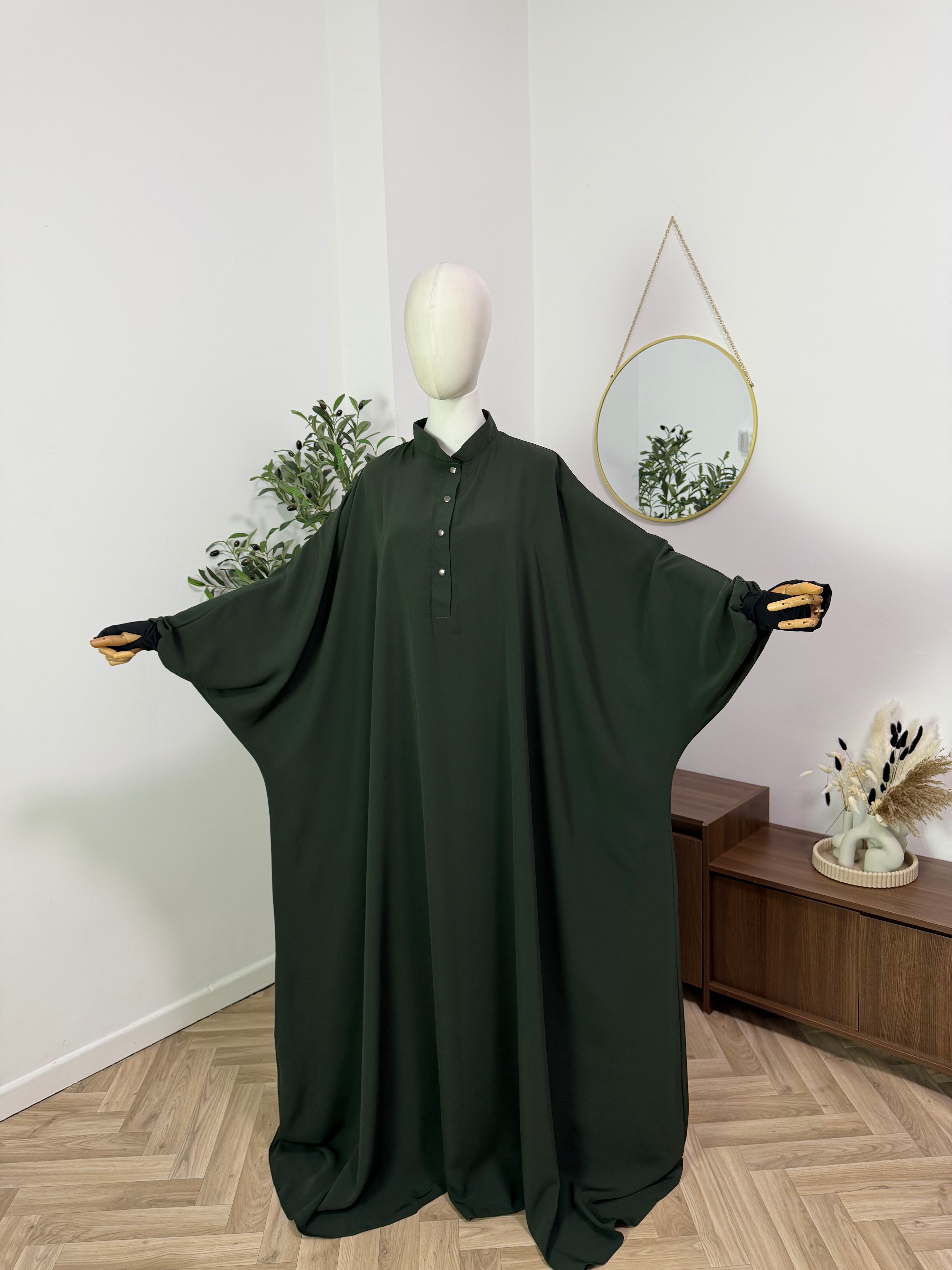 Farasha Abaya mit Daumenloch (Medina Crepe/Seide)