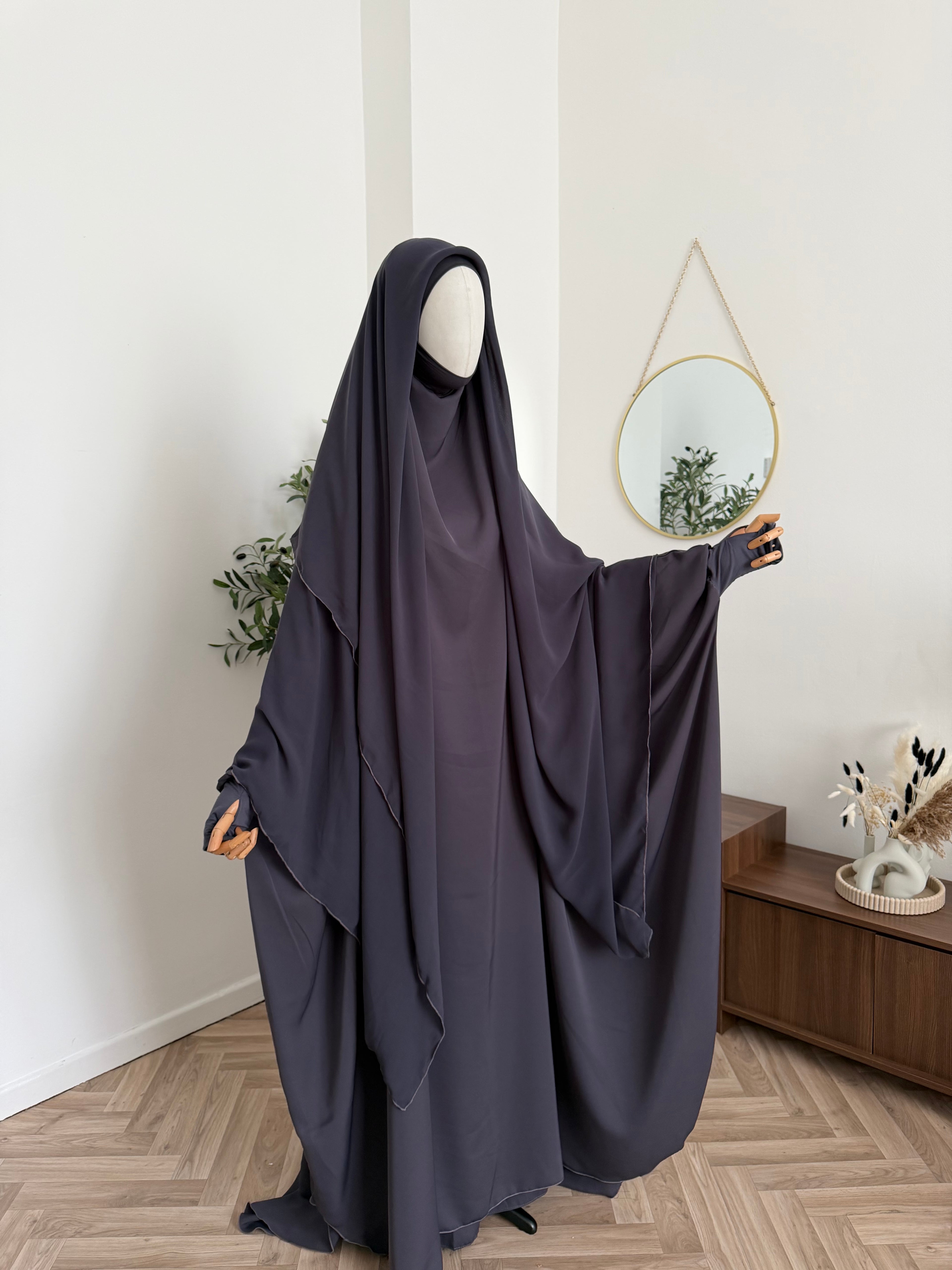 Umrah-Jilbab mit Rock