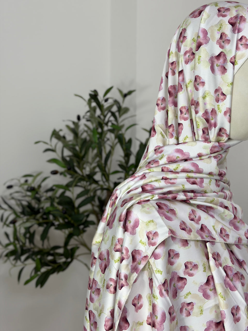Elegantes Hauskleid mit floralem Muster